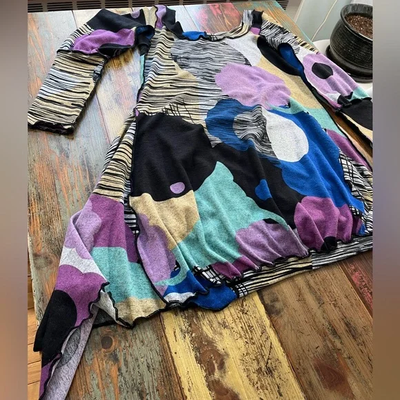 Multicolor Abstract Women's Dress - Picture 6 of 10